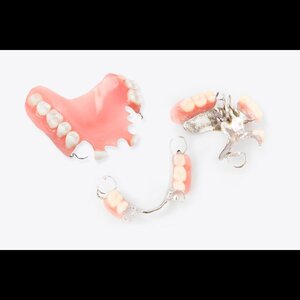 Camila prothetischemondzorg image 2