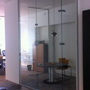 NJL Glas B.V. image 4