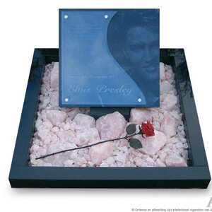 Artea Grafmonumenten R.H. image 2