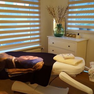 Beauty Salon Divera image 3