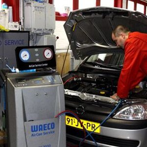 Autobedrijf D. Smit image 5