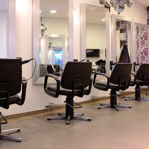 Kapsalon de Plataan image 1