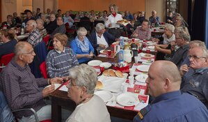 Brandweer nodigt 65-plussers uit voor lunch in de kazerne