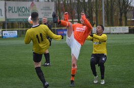 Westfriezen laat kansen onbenut, De Blokkers onderuit