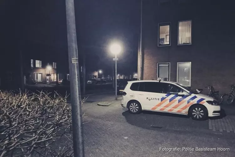 Invalide bekogeld met vuurwerk door jongeren Kersenboogerd
