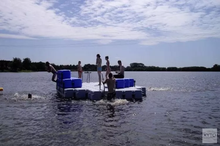 Verkoeling in het Hoornse water