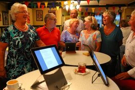 Zing mee in het smartlapkaffee en dineren bij moeders alle woensdagen in augustus in Oosterleek