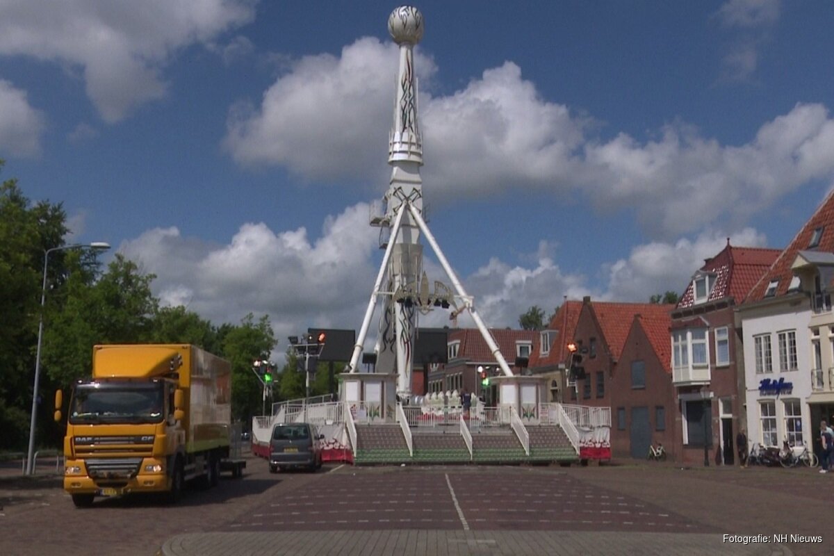 Grootste kermis van NoordHolland wordt opgebouwd "Het is altijd