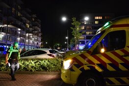Explosie slaat gevel uit Hoornse flat