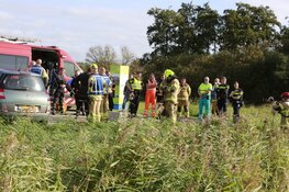 Auto rijdt water in, bestuurder spoorloos verdwenen