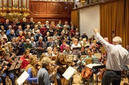 Op 24 november 14.30 uur zingt Oratoriumvereniging  Soli Deo Gloria het Requiem van Mozart in de Oosterkerk in Hoorn.