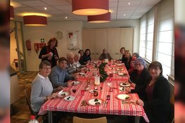 Ontmoeten aan tafel bij Vrijwilligerspunt