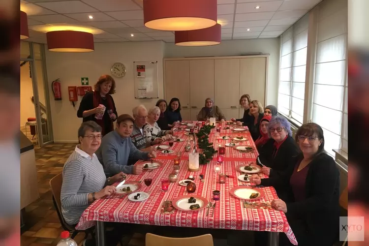Ontmoeten aan tafel bij Vrijwilligerspunt