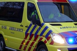 Fietser aangereden door auto in Zwaag