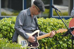 The Modest Tree tovert weer een glimlach tevoorschijn bij bewoners zorglocaties