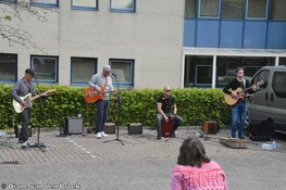 The Modest Tree tovert weer een glimlach tevoorschijn bij bewoners zorglocaties