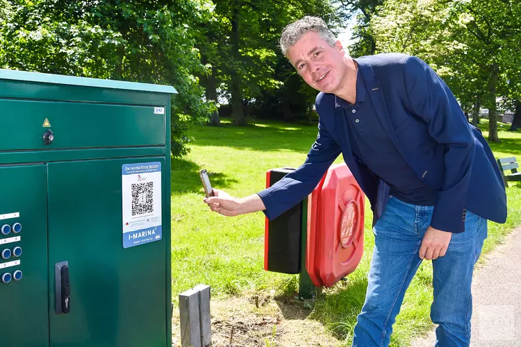 Hoornse havens innoveren met contactloos betalen
