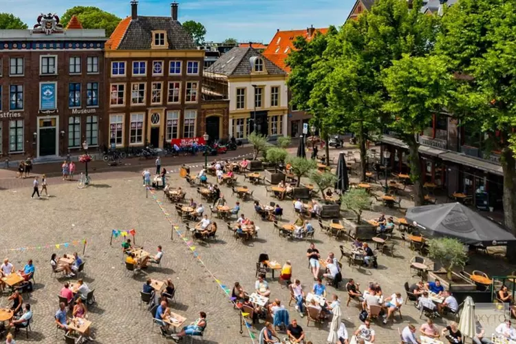 Houd u aan de regels, ook op het terras