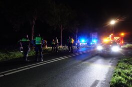 Auto te water bij Venhuizen na politie-achtervolging