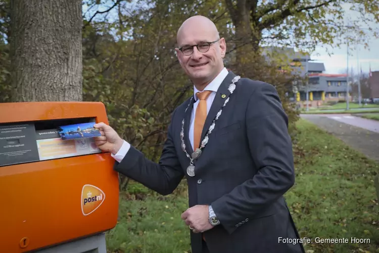 Wie stuurt u een kaartje in december? Hoornse actie Aandacht voor elkaar