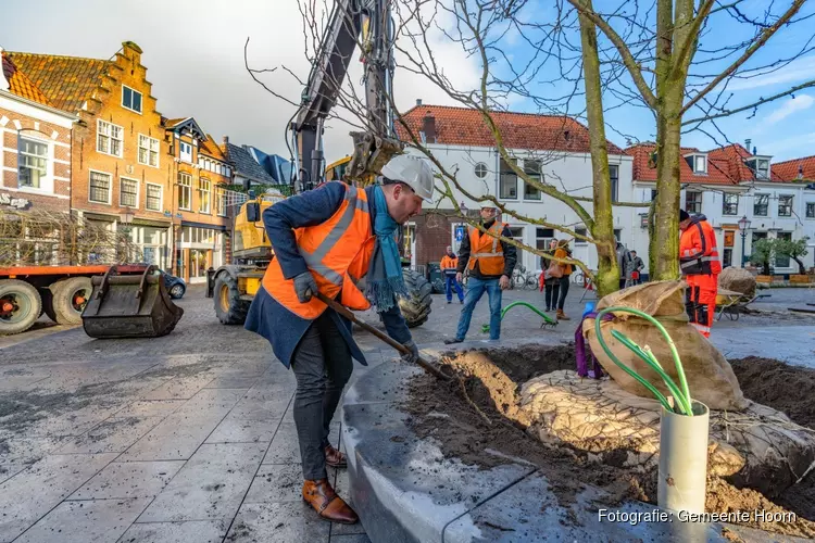 Werkzaamheden Kerkplein voor Kerst afgerond