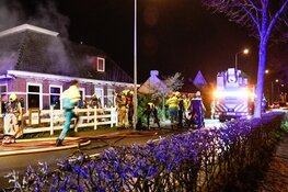 Persoon zwaargewond bij grote brand in Hoorn