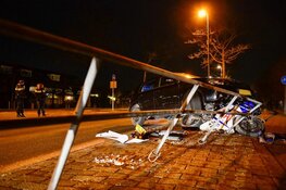 Motorrijder naar het ziekenhuis na aanrijding in Zwaag