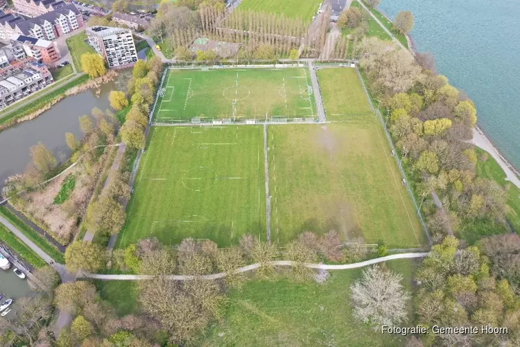 Uitruil tussen voetbalvelden en Julianapark