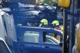 Brandje bij autodemontagebedrijf in Blokker snel onder controle