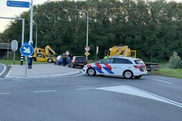 Auto te water na uitwijken gans in Berkhout