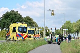 Traumahelikopter landt bij ernstig ongeluk in Schellinkhout, twee personen met spoed naar ziekenhuis gebracht