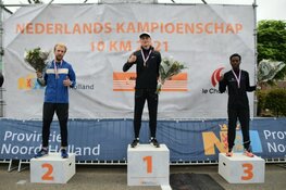 Richard Douma en Jasmijn Lau winnen NK 10 km op de weg