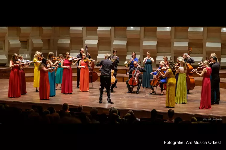 Oude Muziek Nu presenteert: ARS MUSICA ORKEST in de Oosterkerk te Hoorn