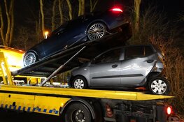 Vrachtwagen rijdt in op file, twee gewonden