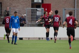 Hekkensluiter Zwaluwen &#39;30 verrast titelkandidaat met verdiende zege