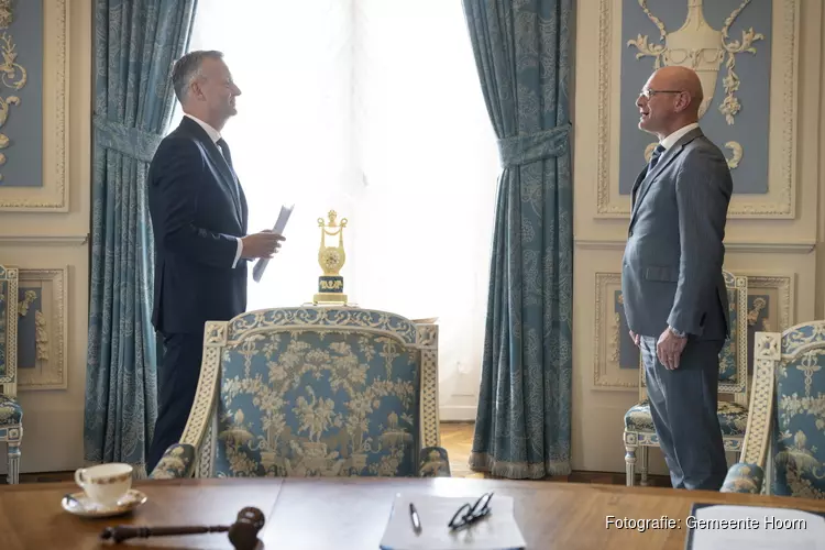 Jan Nieuwenburg herbenoemd als burgemeester van Hoorn