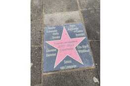 Hollywood Walk of Fame ster op schoolplein Copernicus SG in Hoorn