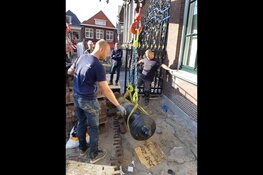 Drie kanonnen als eerste gelicht  Opgravingen Westfries Museum van start