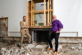 Spiegeltje, spiegeltje achter de wand