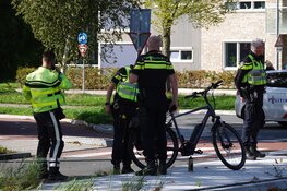 Fietser met spoed afgevoerd na ongeval in Hoorn