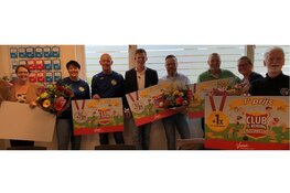 Vomar Voordeelmarkt steunt clubs in Hoorn met een financieel extraatje