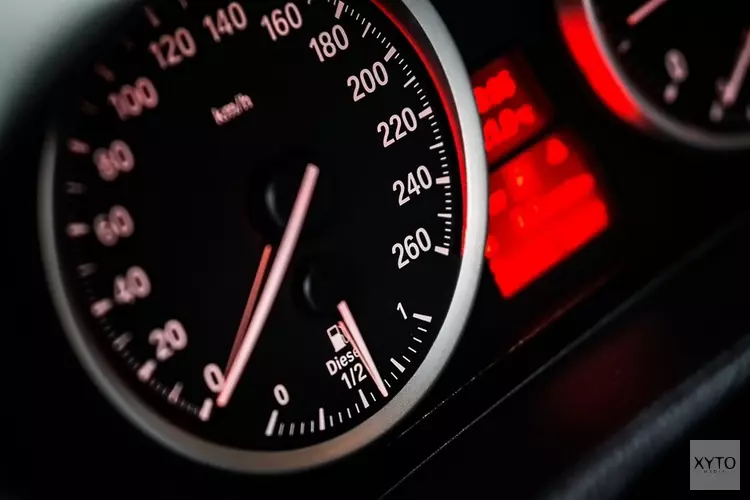 Raad besluit snelheid Westerdijk te verlagen van 60 km/u naar 50 km/u