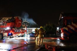 Flinke brand bij stolpboerderij in Wognum