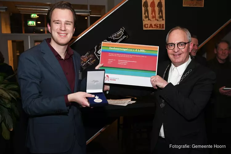 Koninklijke Erepenning en Eenhoornzegel voor Schaakvereniging Caïssa-Eenhoorn