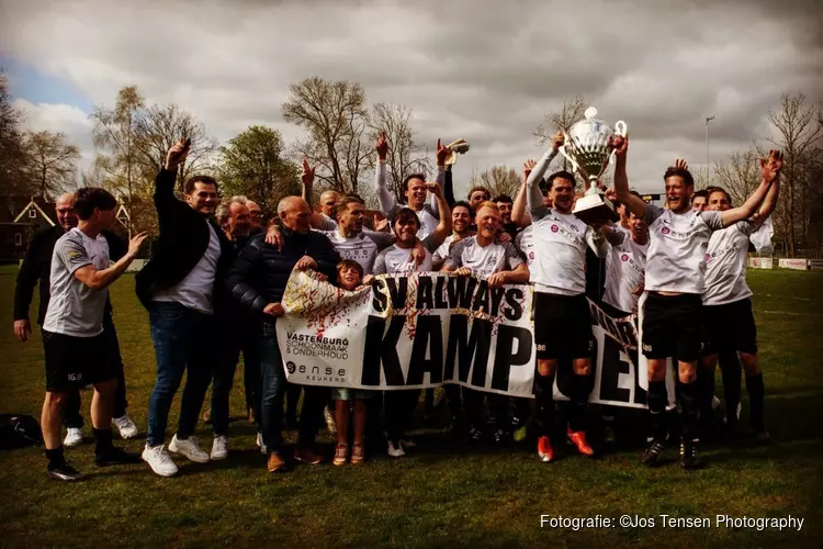 Zaterdagploeg Always Forward heeft titel binnen