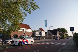 Politie zoekt getuigen na diefstal bij supermarkt