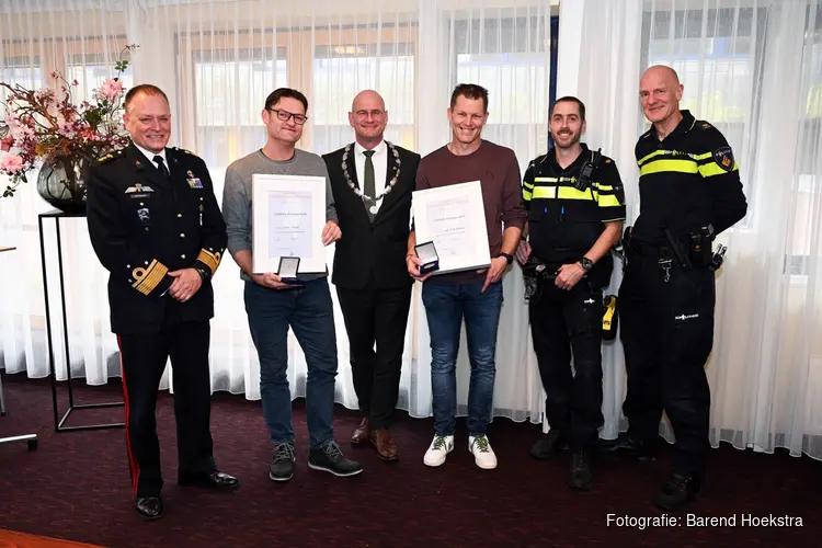 Twee helden na achtervolgen overvaller bekroond