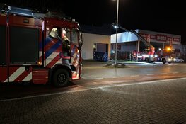 Flinke rookontwikkeling na brand bij Bo-rent in Hoorn