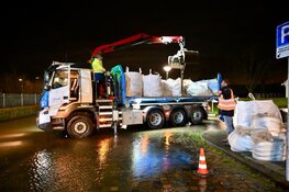 Hoogwater in Hoorn: Visserseiland dreigt te overstromen