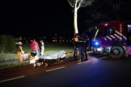 Auto te water in Hoogkarspel, bestuurster gewond